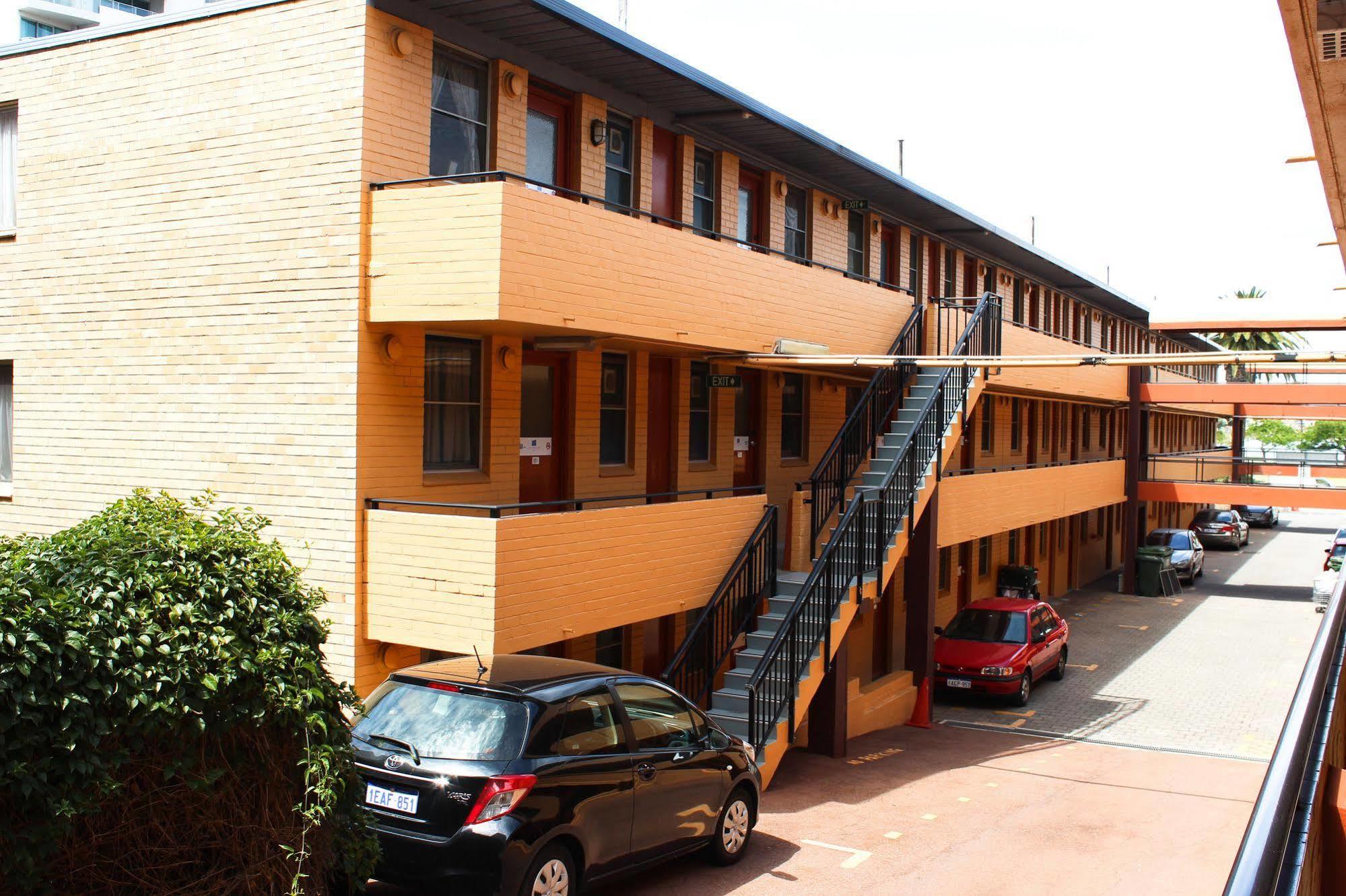 City Waters Perth Exterior photo
